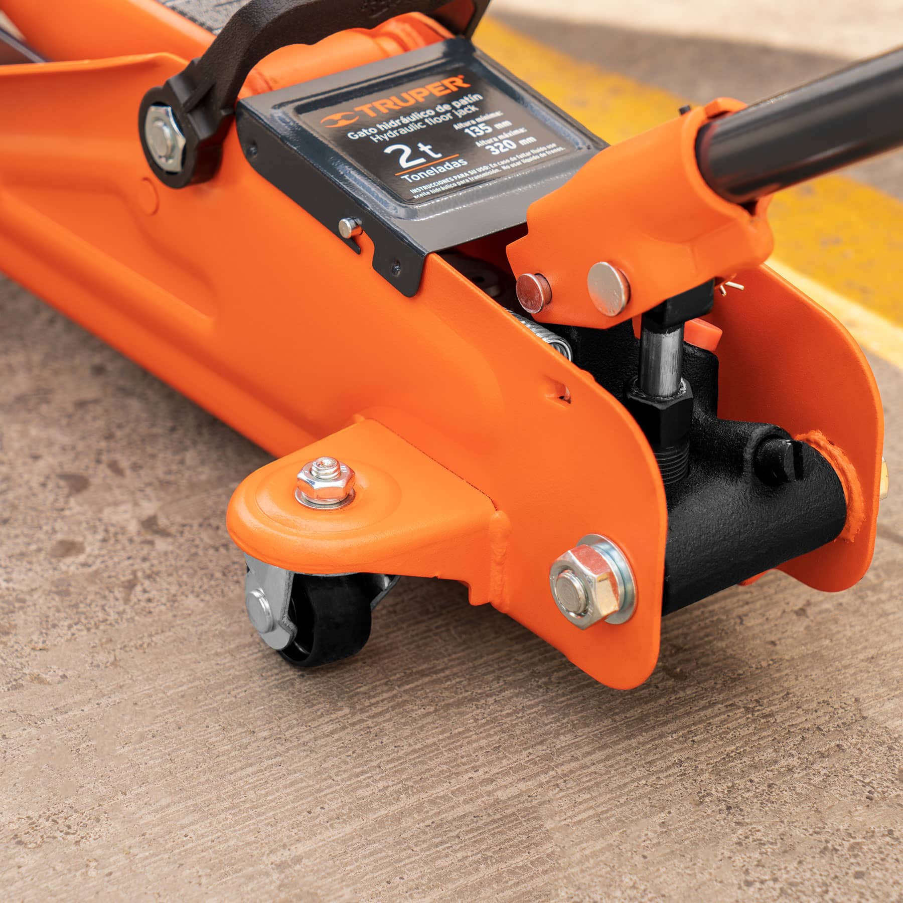 Gato hidráulico de patín, 2t, 30 movimientos, Truper - 14944